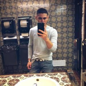 Meet your Posher, Misael